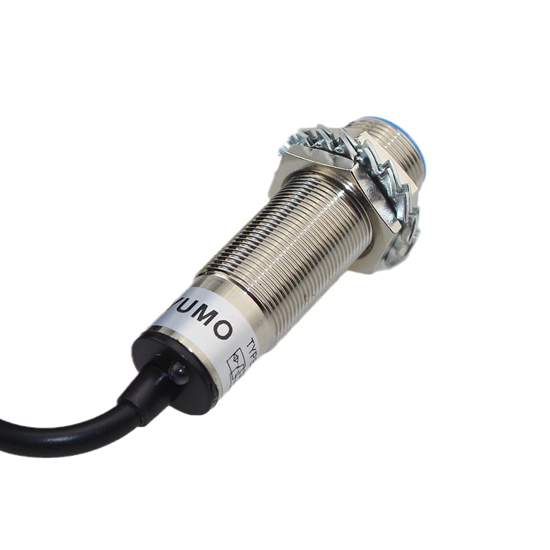 Cylinder Type Flush Sensor LM5 IP67 Inductive Proximity Sensor LM18-3005PA 